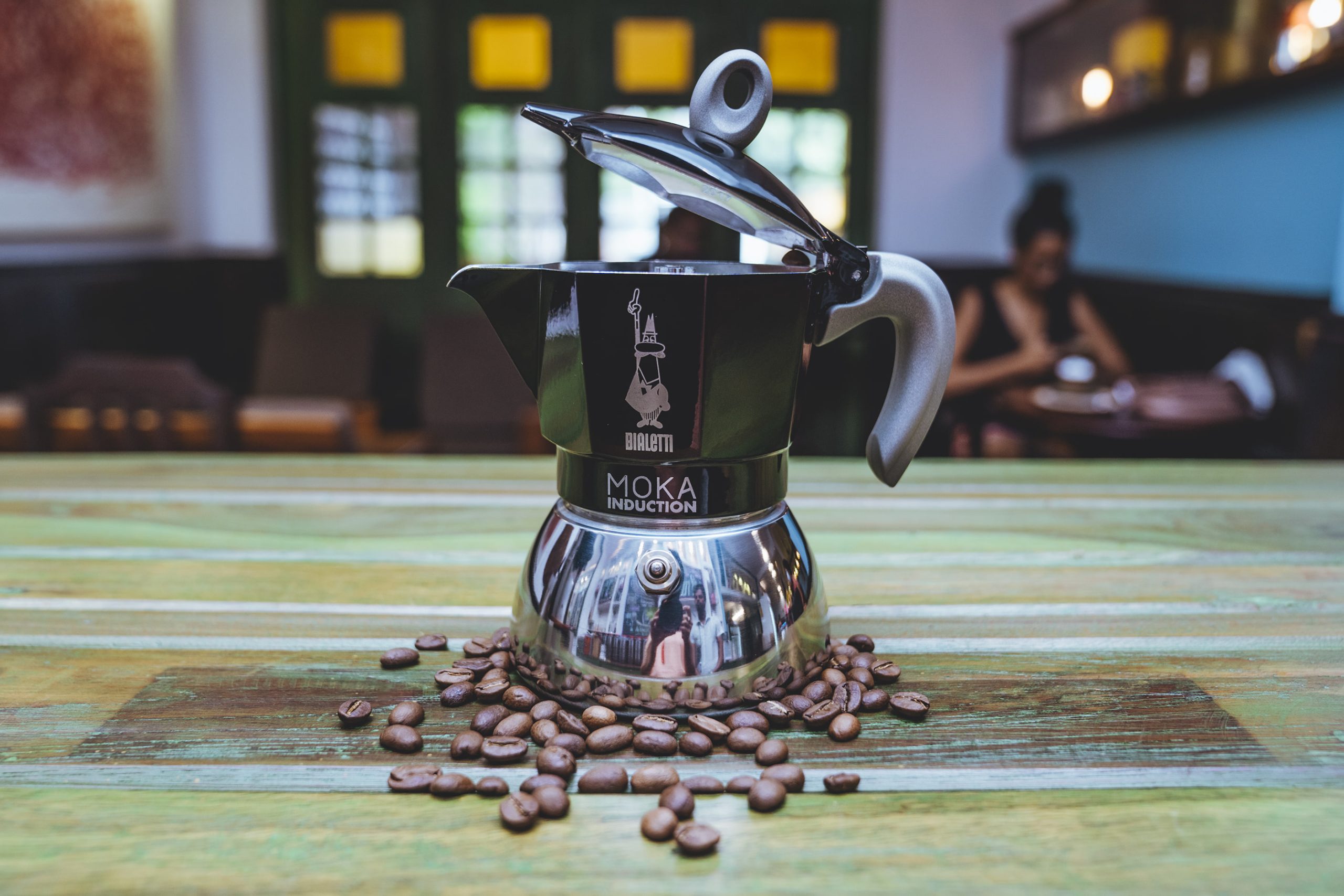 marcs coffee-Moka induction black 4 cups Bialetti Moka Induction 4 Cups - Image 1